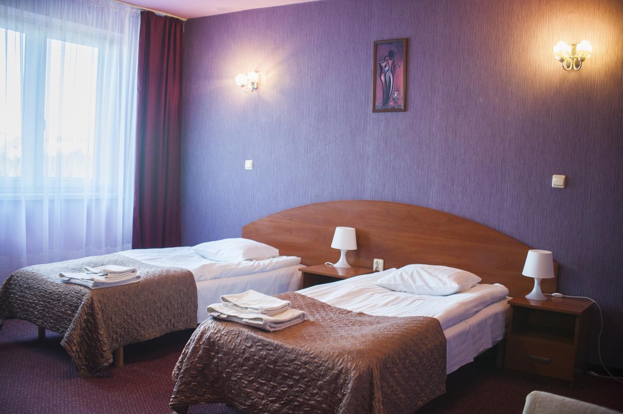 Hotel Horyzont Rzeszow Bagian luar foto